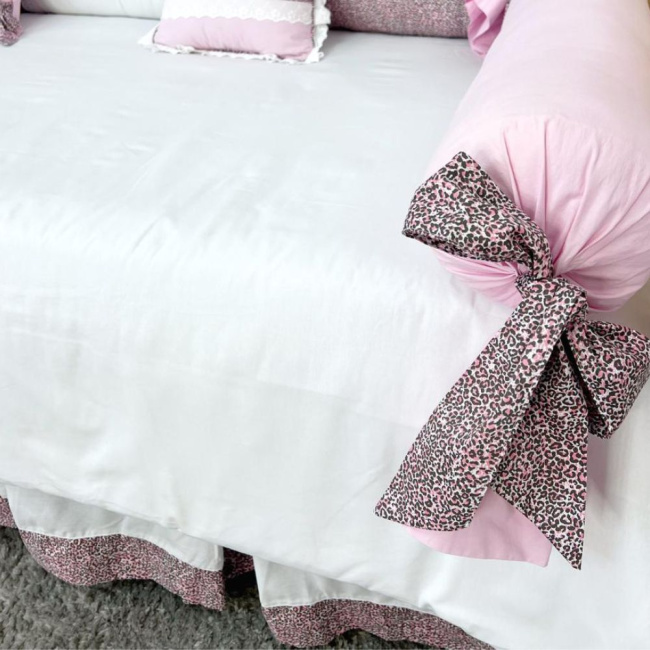 Kit Cama Babá 9 Peças com Saia Baby Oncinha - Promocional Kit Cama Babá 9 Peças com Saia Baby Oncinha - Promocional