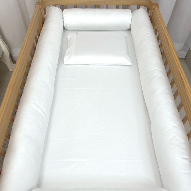 Kit de Berço Rolinho 4 Peças Percal 400 Fios Branco Kit de Berço Rolinho 4 Peças Percal 400 Fios Branco