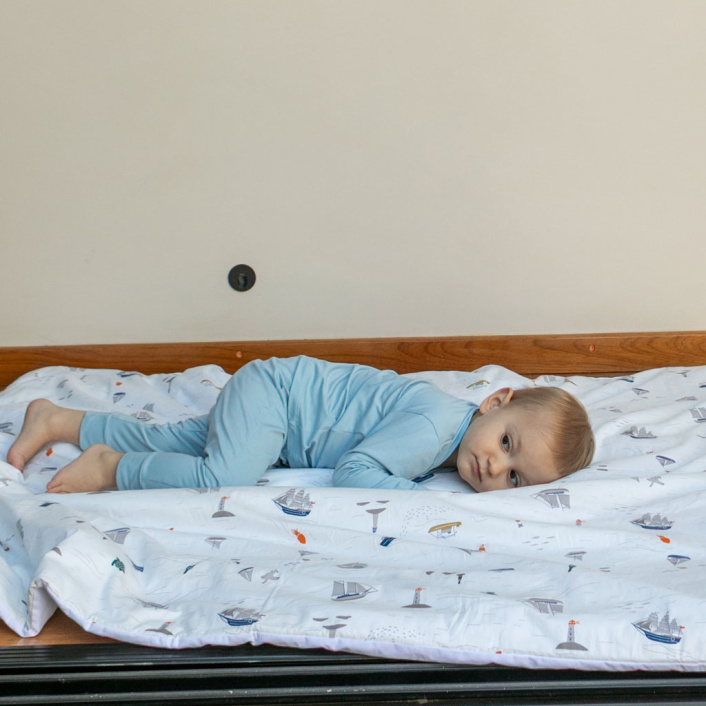 Kit Coordenado 2 Peças (Edredom + Fronha) Solteiro Dupla Face Percal 100% Algodão Pequeno Navegante - Constantini Baby