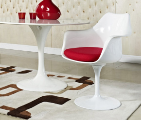 Cadeira Saarinen (com braços) Cadeira Saarinen (com braços)