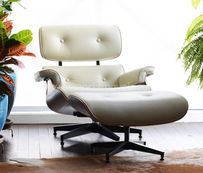 Poltrona e Puff Charles Eames - Madeira Imbuia - Essência Móveis de Design