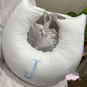Almofada de Amamentação Personalizada Azul Chambre Joaquim Baby 400 Fios Almofada de Amamentação Personalizada Azul Chambre Joaquim Baby 400 Fios