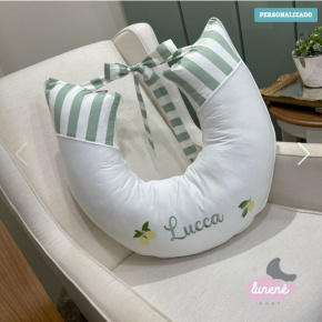 Almofada de Amamentação Limãozinho com nome Lucca 4377 Almofada de Amamentação Limãozinho com nome Lucca 4377