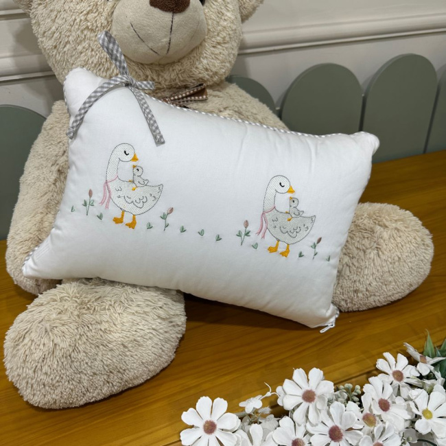 Almofada Decorativa Lunenê Baby Mamãe Ganso 9520