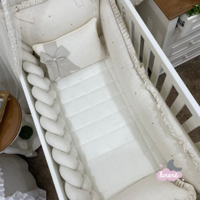 Enxoval de Berço Personalizado 08 Peças Linho Baby Fendi com Trança e Lateral 200 Fios Enxoval de Berço Personalizado 08 Peças Linho Baby Fendi com Trança e Lateral 200 Fios