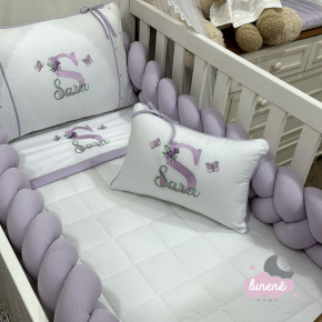 Enxoval de Berço Personalizado 07 Peças Lilás com Trança única 4384 Enxoval de Berço Personalizado 07 Peças Lilás com Trança única 4384