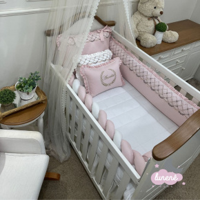 Enxoval de Berço Personalizado 08 Peças Mali Baby Rose e Branco Enxoval de Berço Personalizado 08 Peças Mali Baby Rose e Branco