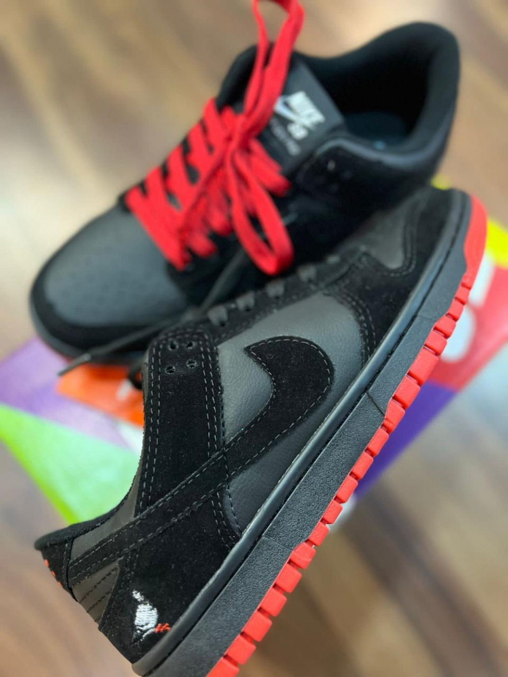 Nike Sb Dunk Low Preto Vermelho Outlets Mg