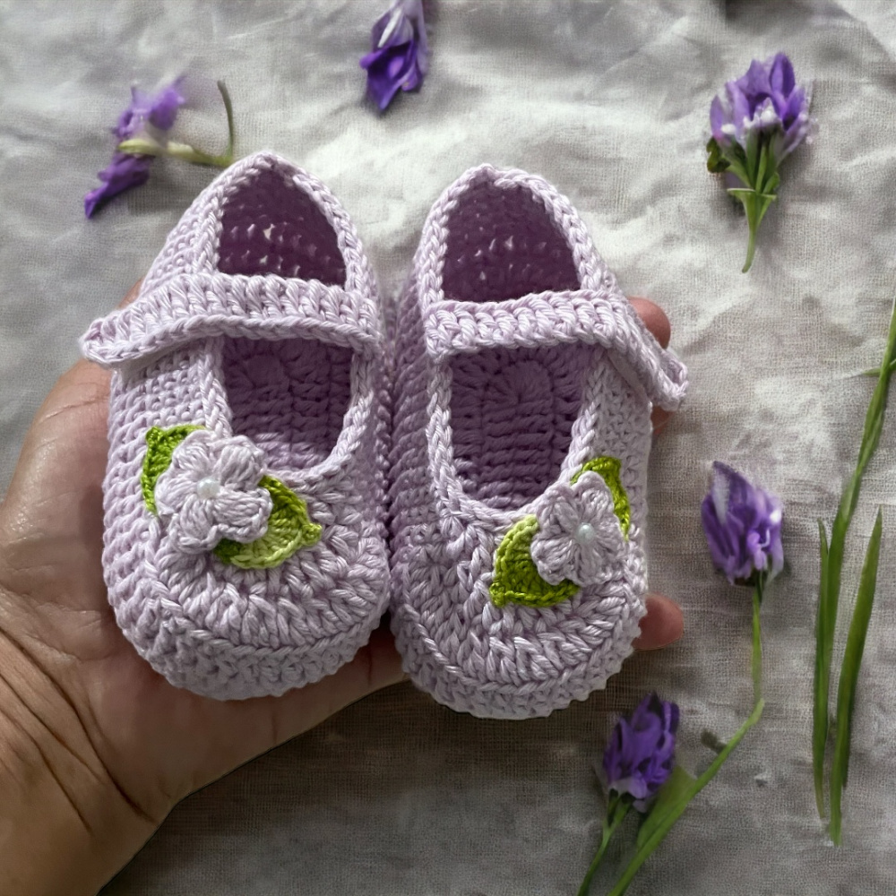 Sapatinho de Crochê para Bebê Lilás Candy Ateliê LuaeNessa