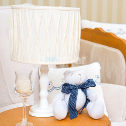 Abajur para Quarto de Bebê Drapeado Nuit Bege e Marinho