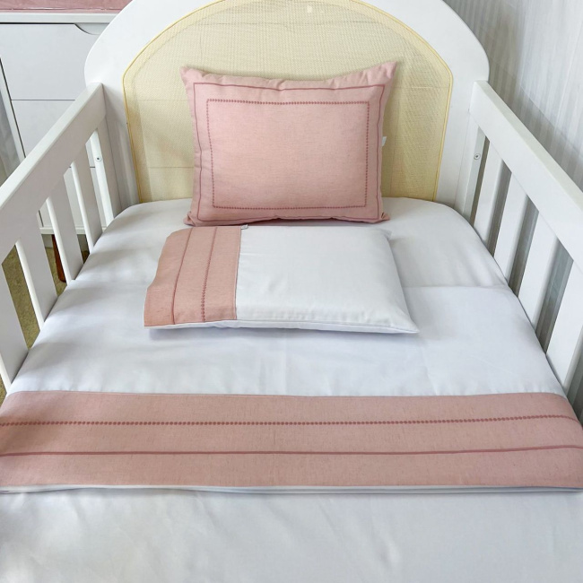 Almofada Retangular Bordada 36 x 28 Linho Rosê