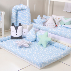 Colchonete Infantil / Kids Master (1,40m x 93cm x 12cm) Nuvem Azul
