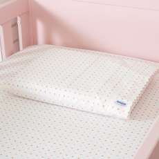 Fronha para Berço Estampada Amor Marfim / Rosa