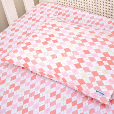 Fronha para Berço Estampada London Rosa