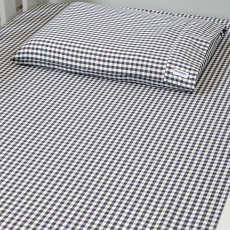 Fronha para Berço Estampada Xadrez Preto