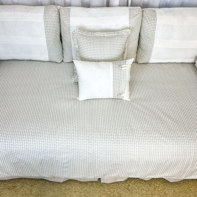 Kit Cama Babá 9 Peças com Saia Windsor Bege