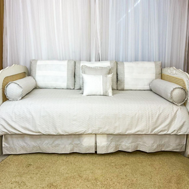 Kit Cama Babá 9 Peças com Saia Windsor Bege