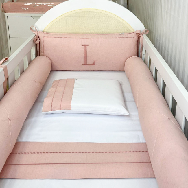 Kit de Berço Rolinho 4 Peças com Cabeceira Personalizada Linho Rosê
