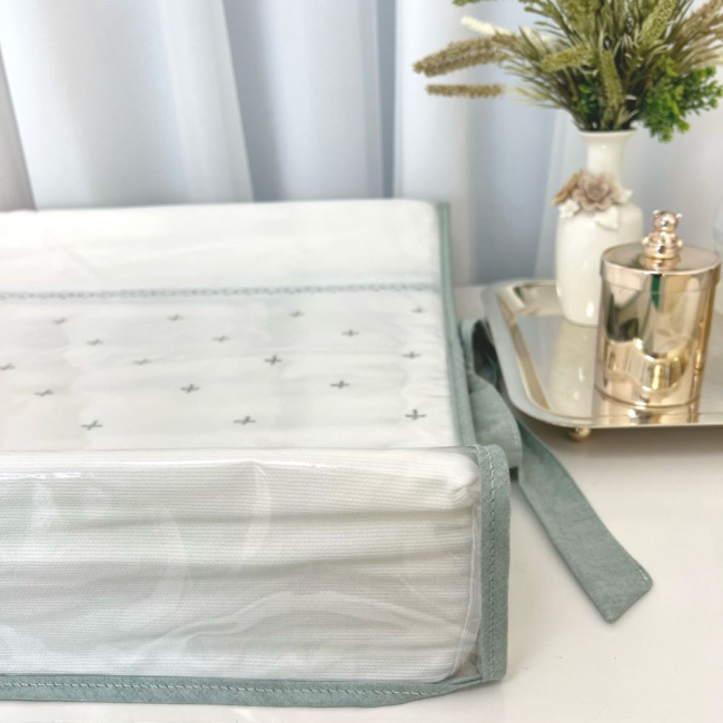 Trocador Anatômico para Bebê Branco / Chambray Verde