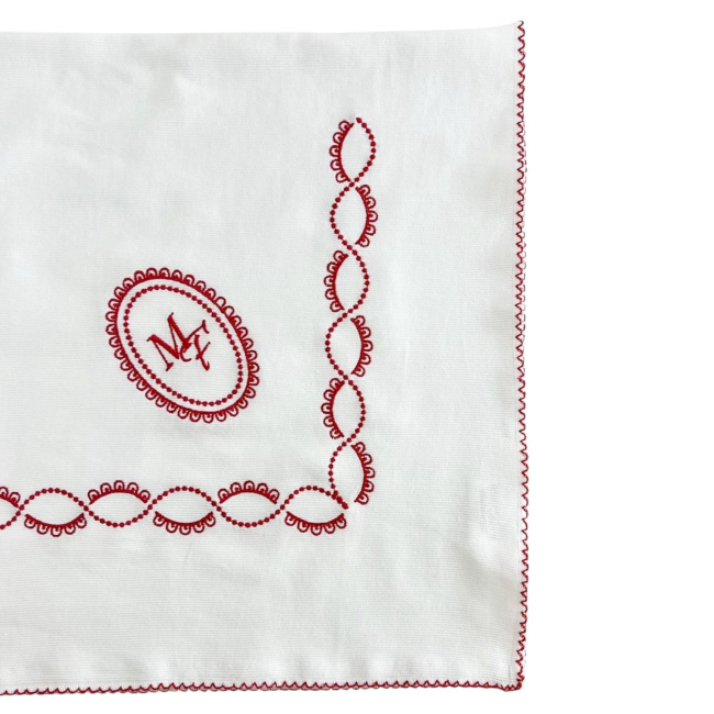 Vira Manta para Bebê Fustão Personalizado Maria Joaquina Brasão Vermelho