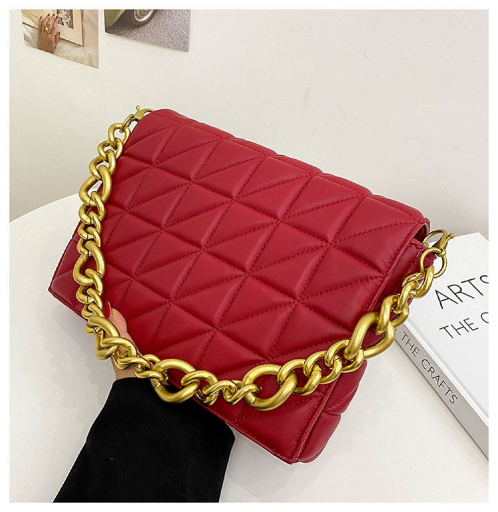 chanel red handbolsa