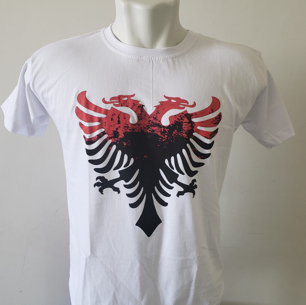 Camiseta Cavalera Estampada Vermelha - Compre Agora