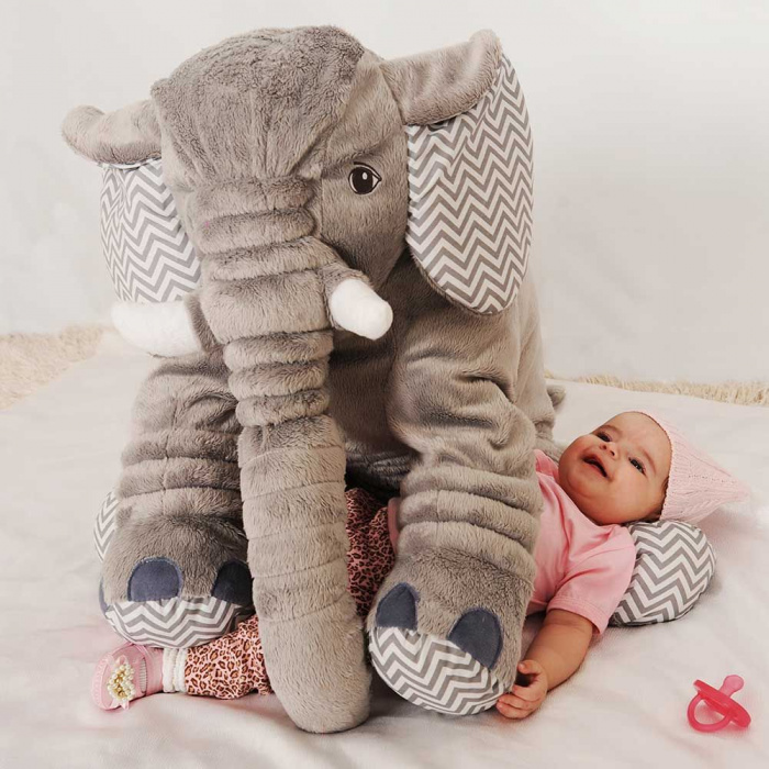 Almofada Elefante Bebê Cinza Chevron 67cm