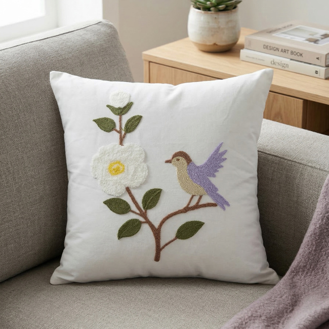 Almofada Bordada Alto Relevo Vellora 3D 45cm x 45cm 01 Peça - Estorninho