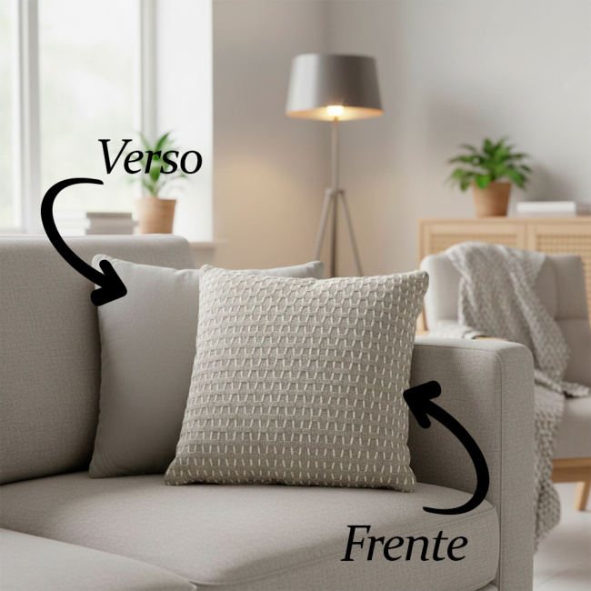 Almofada Decorativa Tricot e Suedi 45 x 45 + Refil Silicone 01 Peça - Marrom