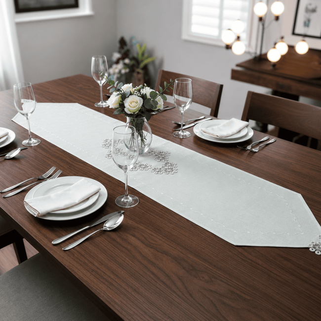 Caminho de Mesa Lume Linho 1,50m x 40cm 01 Peça - Dente de Leão