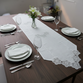 Caminho de Mesa Lume Linho 1,80m x 40cm 01 Peça - Roseta Guipir