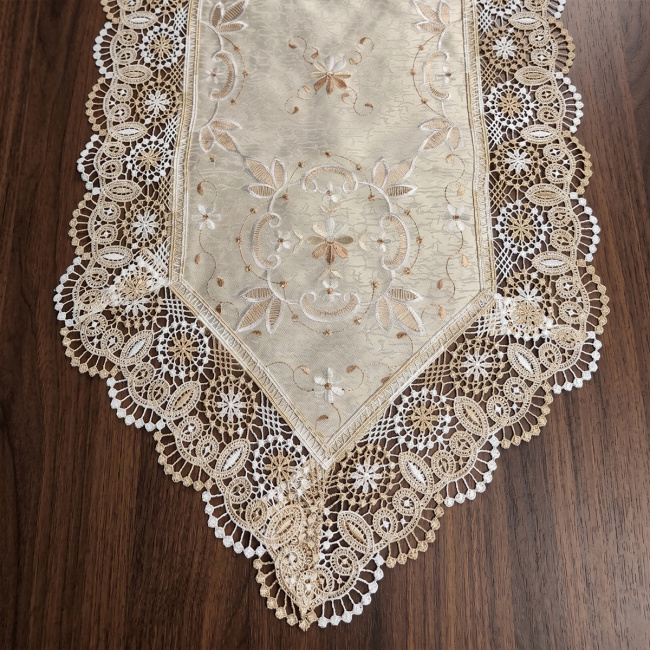 Caminho de Mesa Roseto 40cm x 220cm 01 Peça - Flor Dourada