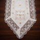 Caminho de Mesa Roseto 40cm x 220cm 01 Peça - Flor Dourada com Branco
