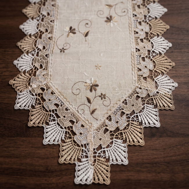 Caminho de Mesa Roseto 40cm x 220cm 01 Peça - Flor Ouro Velho