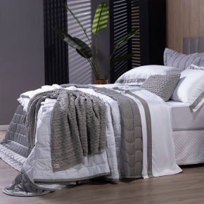 Cobre Leito Casal King Colcha Maelis 100% Fibra de Bambu Dupla Face 2,80m x 2,70m 03 Peças - Cinza / Branco
