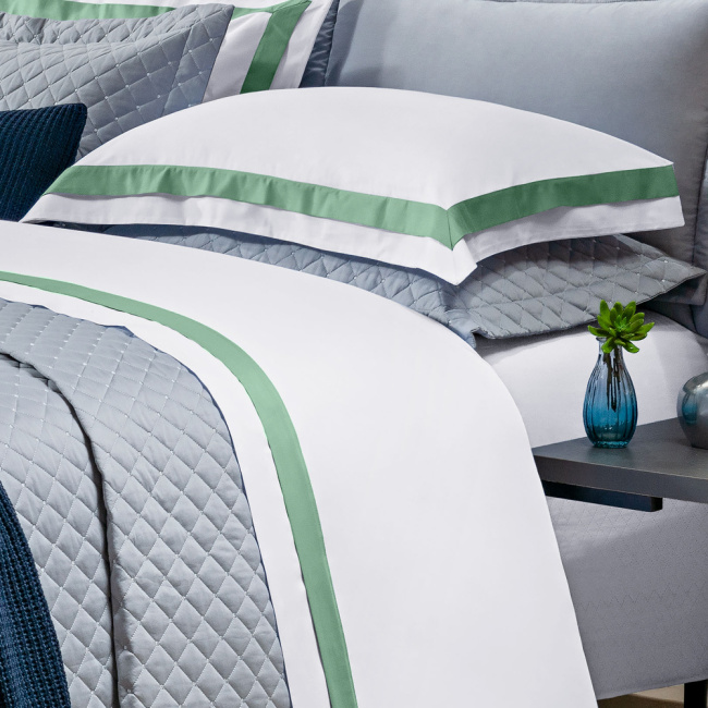 Fronha Laisa Tecido Egípcio 400 Fios 70cm X 50cm 01 Peça - Branco / Verde
