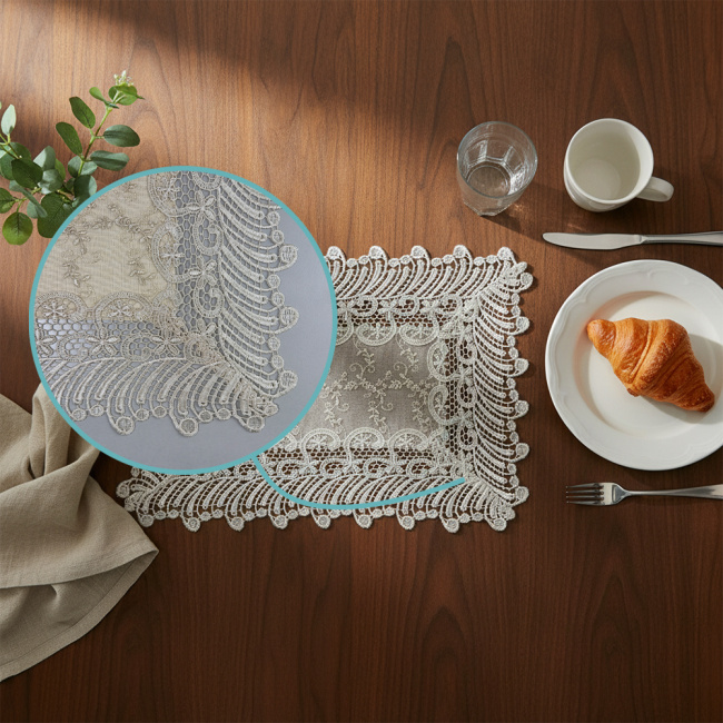 Jogo Americano Filigrana Floral 35cm x 48cm 01 Peça - Leque Dourado