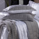 KIT Cama Posta King Colcha Maelis 100% Fibra de Bambu Dupla Face 2,80m x 2,70m 09 Peças - Cinza / Branco