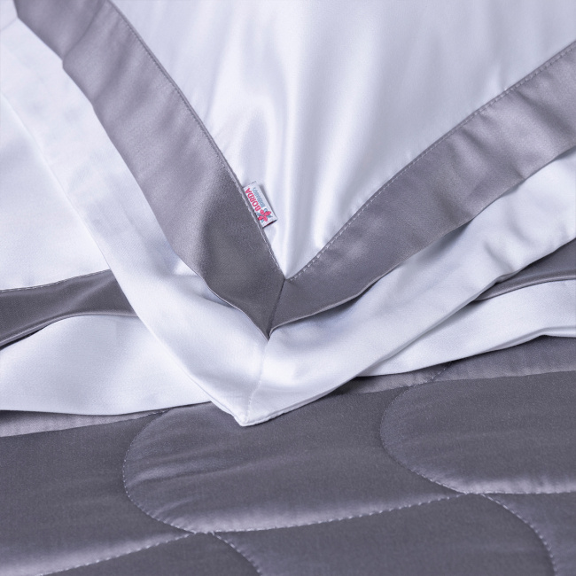 KIT Cama Posta King Colcha Maelis 100% Fibra de Bambu Dupla Face 2,80m x 2,70m 09 Peças - Cinza / Branco
