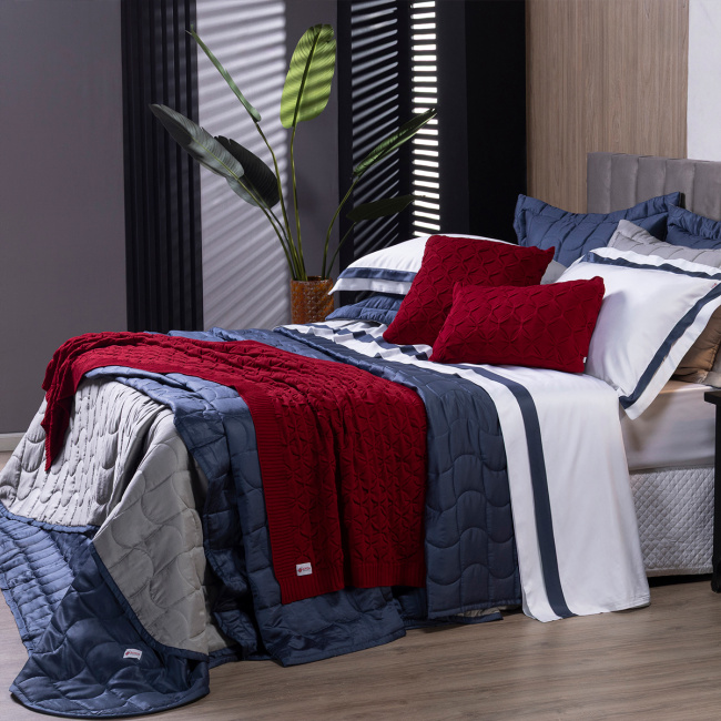 KIT Cama Posta Queen Colcha Maelis 100% Fibra de Bambu Dupla Face 2,60m x 2,40m 10 Peças - Cinza / Azul
