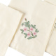Kit Guardanapos de Pano 40cm x 40cm 400 Fios 100% Algodão Toque Acetinado 04 Peças Palha - Bordado Camelia