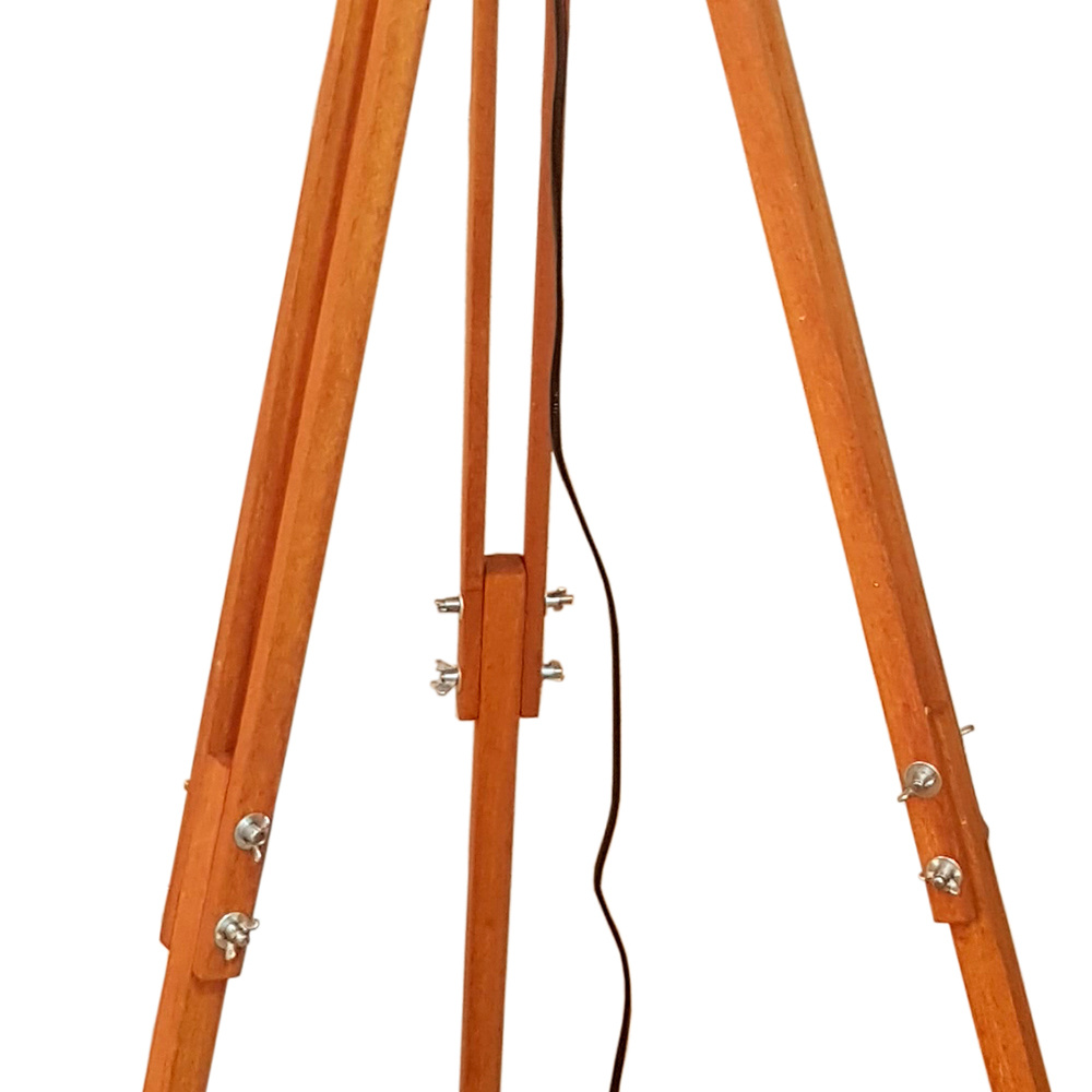 Luminária de Piso Tripé Veneza em Madeira Maciça com Cúpula de Algodão