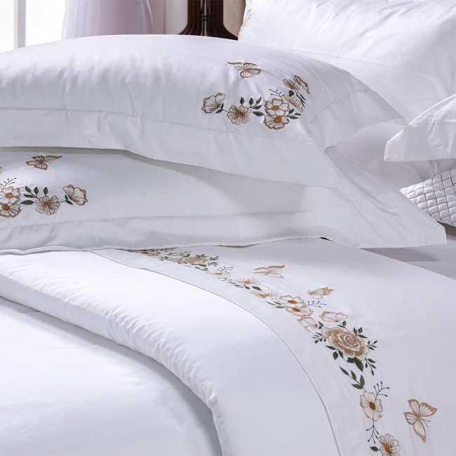 Roupa de Cama King Bordada Monet 400 Fios Egípcios 100% Algodão 04 Peças - Branco