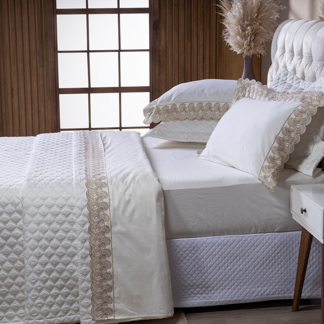 Roupa de Cama King Monaco 400 Fios 100% Algodão Egípcios 04 Peças - Dourado