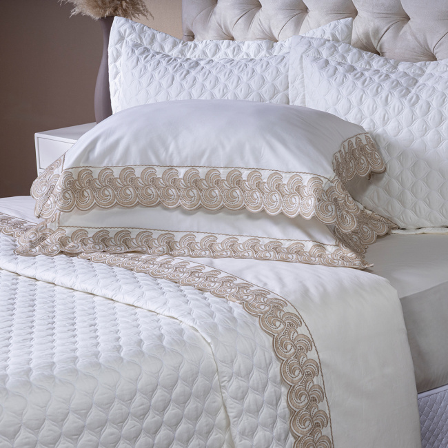 Roupa de Cama King Monaco 400 Fios 100% Algodão Egípcios 04 Peças - Dourado