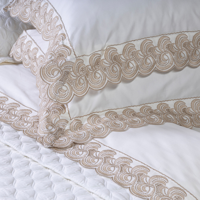 Roupa de Cama King Monaco 400 Fios 100% Algodão Egípcios 04 Peças - Dourado
