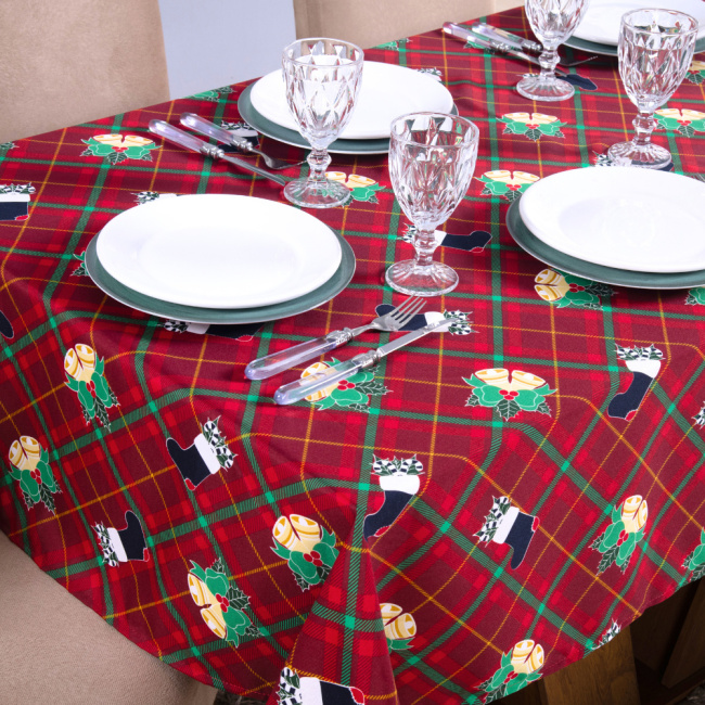 Toalha de Mesa Natal Estampado para 04 Lugares - Xadrez Vermelho
