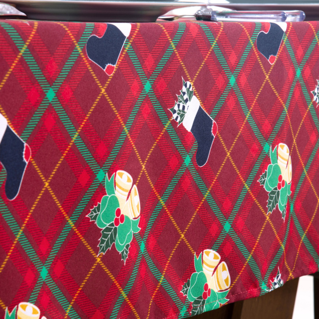 Toalha de Mesa Natal Estampado para 04 Lugares - Xadrez Vermelho