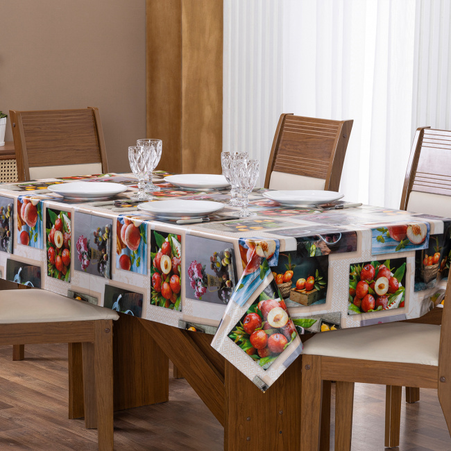Toalha de Mesa Quadrada Plástico Térmico 1,50m x 1,40m 4 Lugares - Frutas