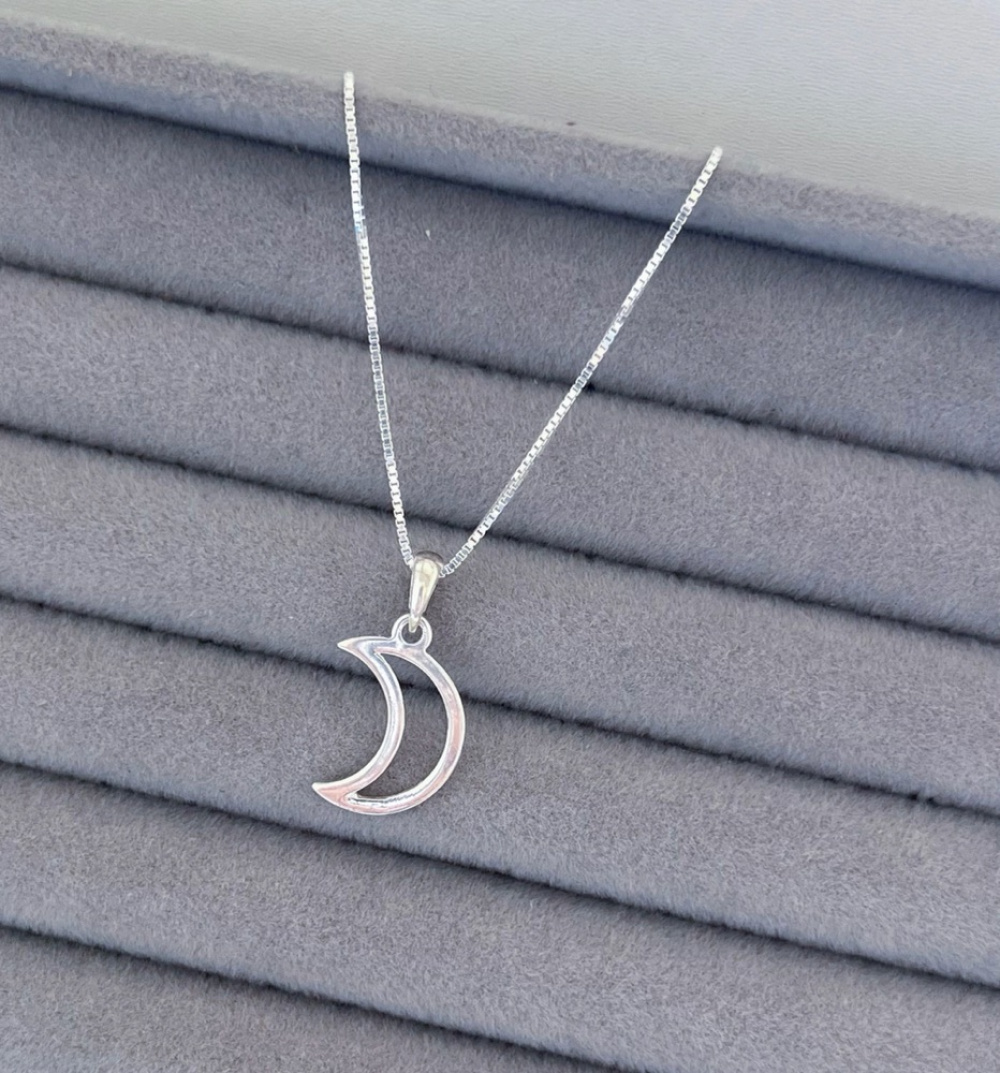 Colar Lua G - Brisa Pratas